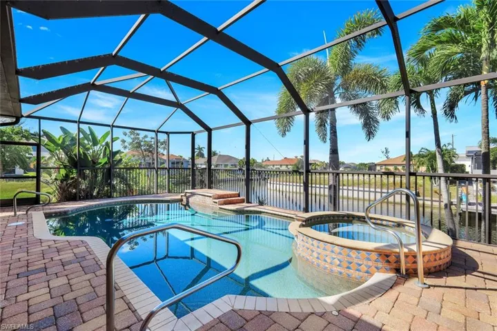 2832 Sw 17th Ave, Cape Coral, Florida 33914