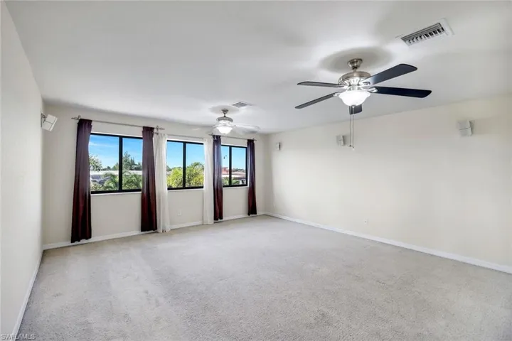 2832 Sw 17th Ave, Cape Coral, Florida 33914