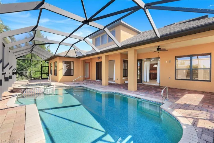 2832 Sw 17th Ave, Cape Coral, Florida 33914