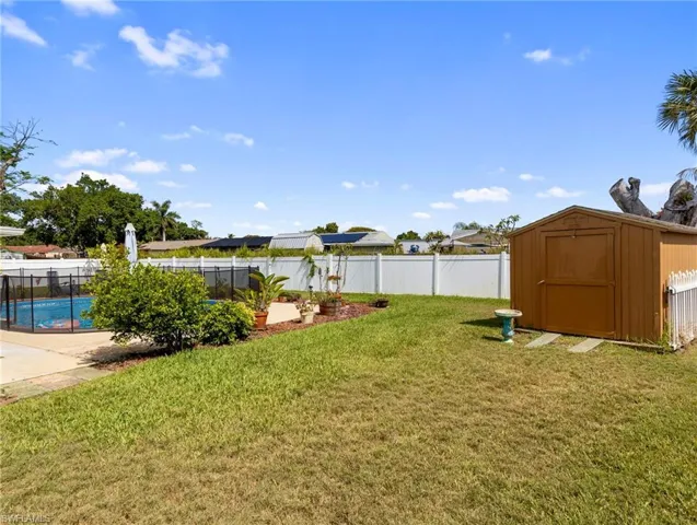 1685 N Hermitage Rd, Fort Myers, Florida 33919