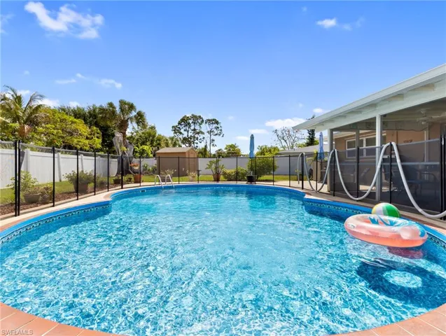 1685 N Hermitage Rd, Fort Myers, Florida 33919