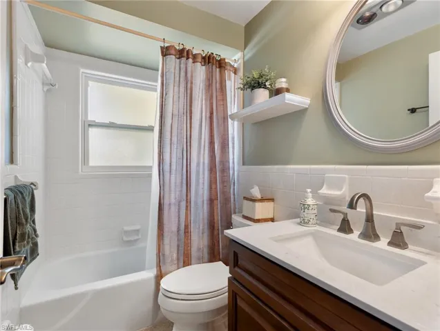 1685 N Hermitage Rd, Fort Myers, Florida 33919