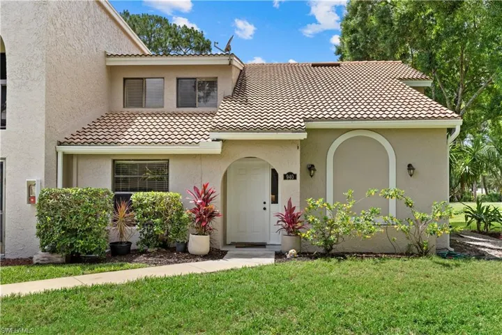 940  Augusta  BLVD, Naples, FL 34113