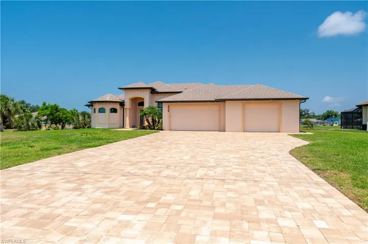 476  Sweetwater  DR, Rotonda West, FL 33947