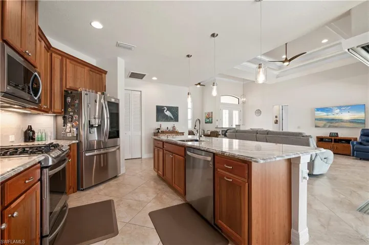 476  Sweetwater  DR, Rotonda West, FL 33947