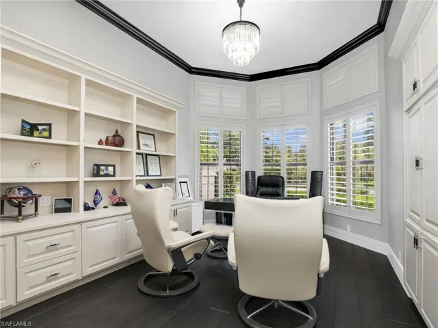 6536 Highcroft Dr, Naples, Florida 34119