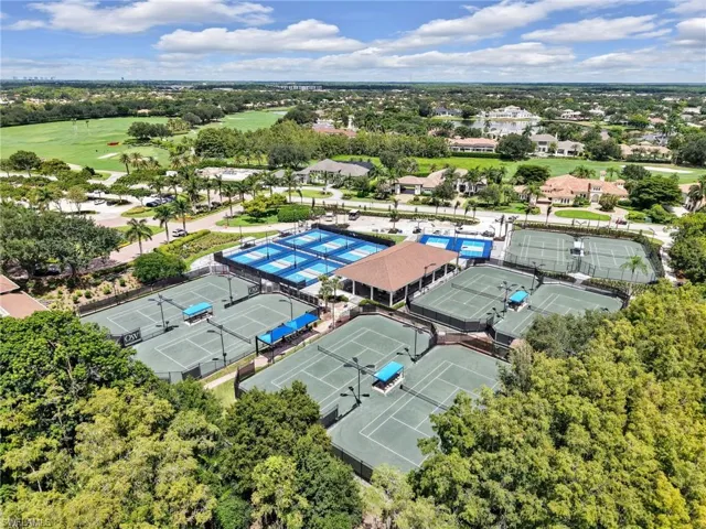 6536 Highcroft Dr, Naples, Florida 34119