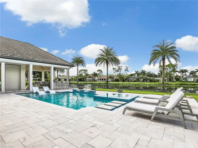 6536 Highcroft Dr, Naples, Florida 34119