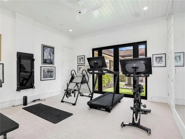 6536 Highcroft Dr, Naples, Florida 34119