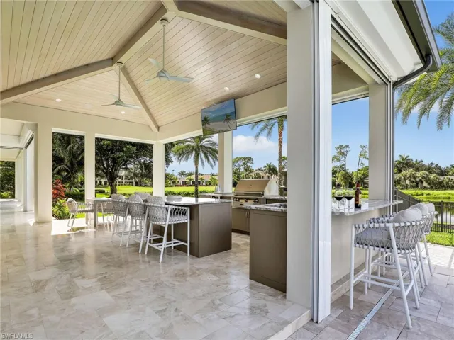 6536 Highcroft Dr, Naples, Florida 34119
