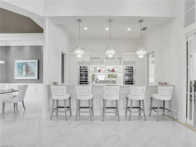 6536 Highcroft Dr, Naples, Florida 34119