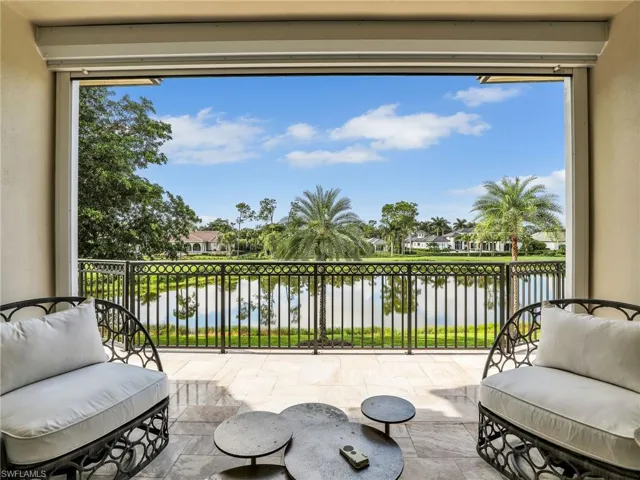 6536 Highcroft Dr, Naples, Florida 34119