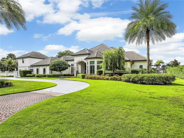 6536 Highcroft Dr, Naples, Florida 34119