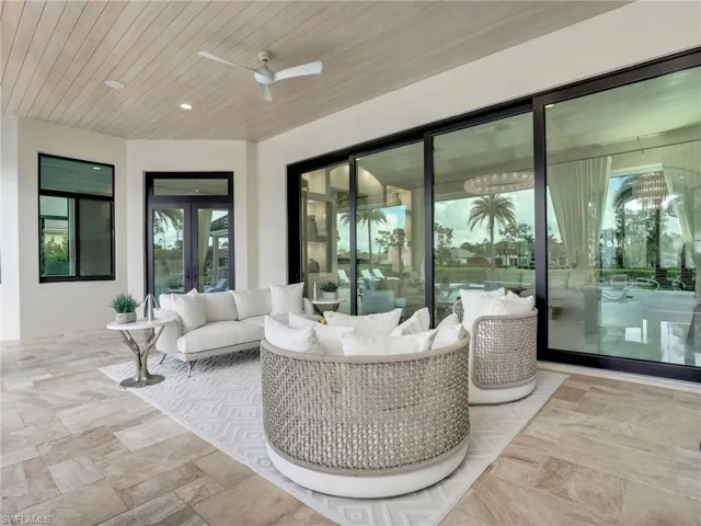 6536 Highcroft Dr, Naples, Florida 34119