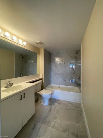 1205 Wildwood Lakes Blvd 306, Naples, Florida 34104