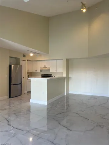 1205 Wildwood Lakes Blvd 306, Naples, Florida 34104