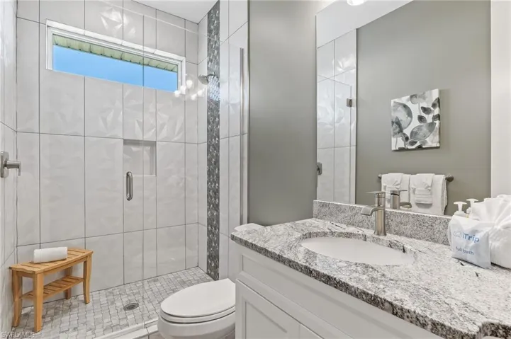 5809 Lauder St, Fort Myers Beach, Florida 33931