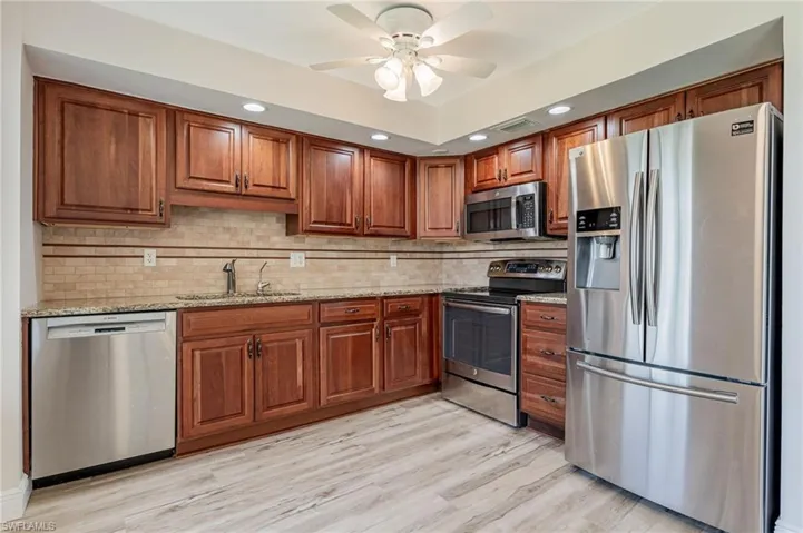 Updated Kitchen with Stainless Steel Appls