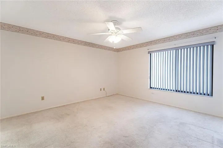 Master Bedroom, carpets have been cleaned