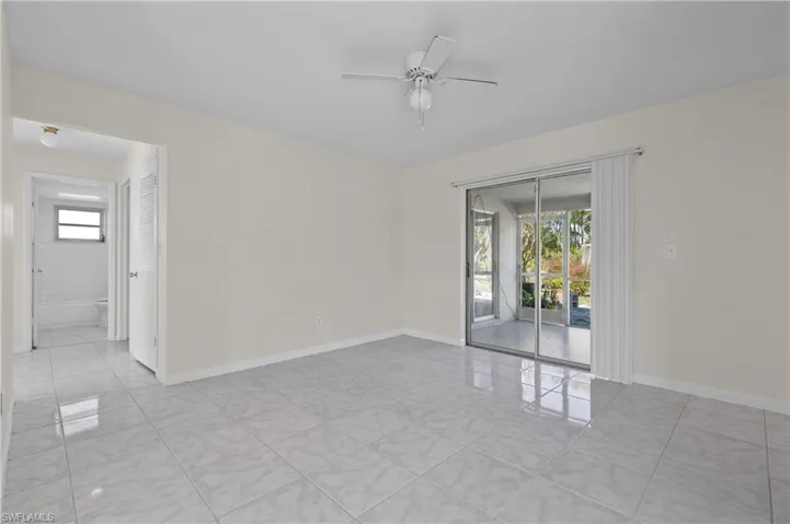 Unfurnished room with ceiling fan