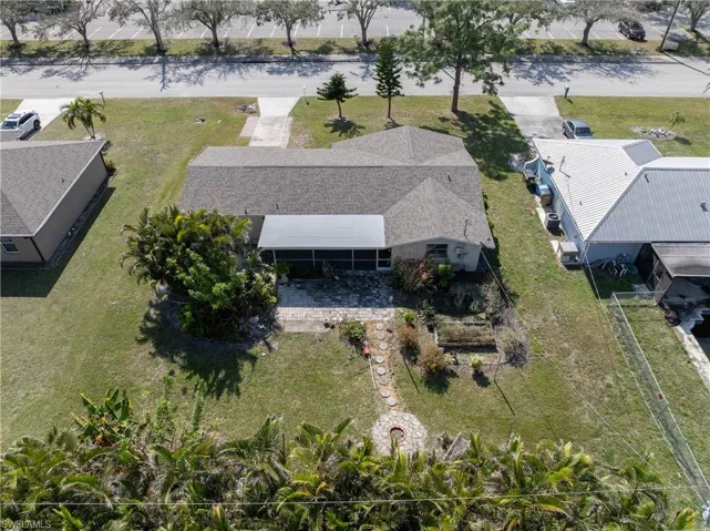 Birds eye view of property