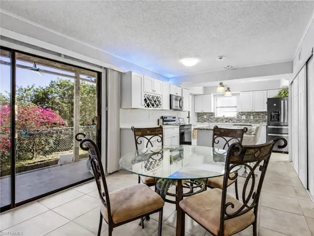 27099 Holly Ln, Bonita Springs, Florida 34135