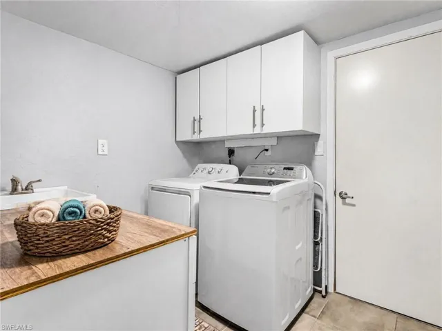 27099 Holly Ln, Bonita Springs, Florida 34135