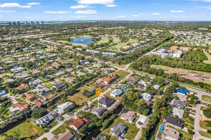 27099 Holly Ln, Bonita Springs, Florida 34135
