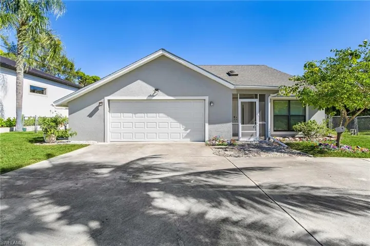 27099 Holly Ln, Bonita Springs, Florida 34135