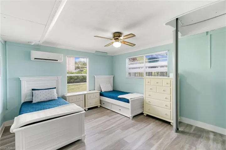 Downstairs bedroom with 1st floor Elevator access