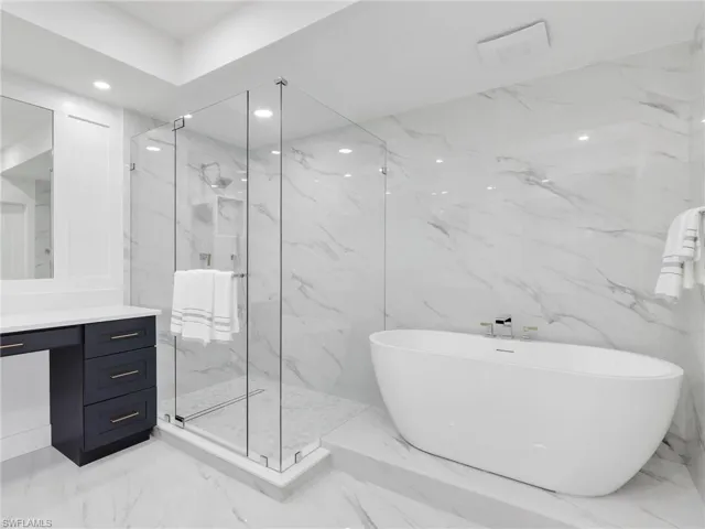 583 Audubon Blvd C201, Naples, Florida 34110