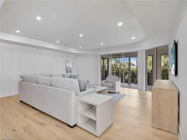 583 Audubon Blvd C201, Naples, Florida 34110