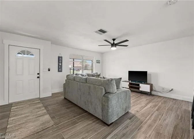 223 Se 45th St, Cape Coral, Florida 33904
