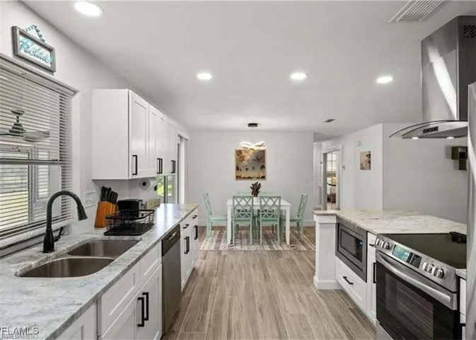223 Se 45th St, Cape Coral, Florida 33904