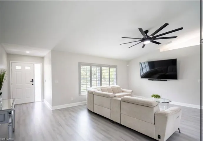 3470 White Blvd, Naples, Florida 34117