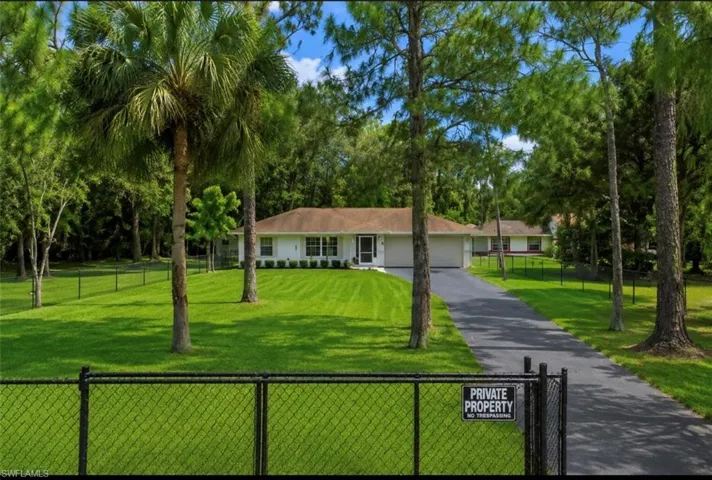 3470 White Blvd, Naples, Florida 34117