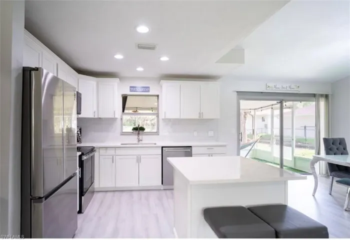3470 White Blvd, Naples, Florida 34117