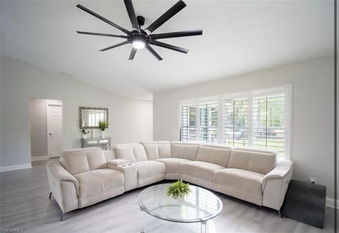 3470 White Blvd, Naples, Florida 34117