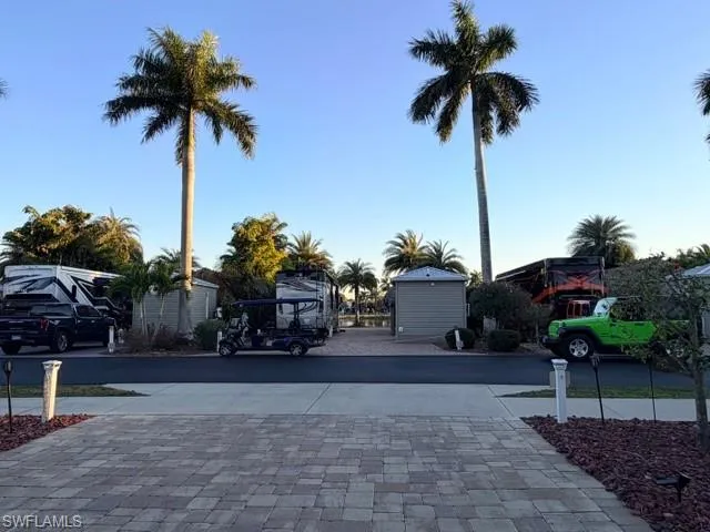 10325 Fire Flag Trl, Fort Myers, Florida 33905