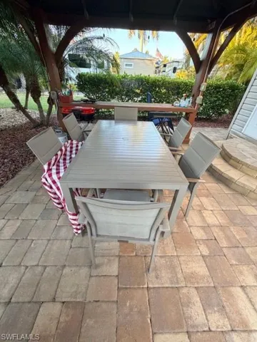 10325 Fire Flag Trl, Fort Myers, Florida 33905