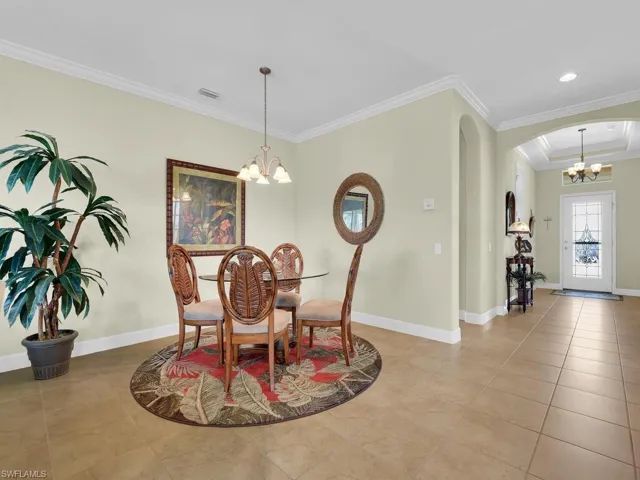 Dining Area & Foyer