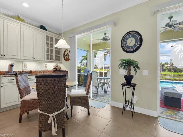Breakfast Nook
