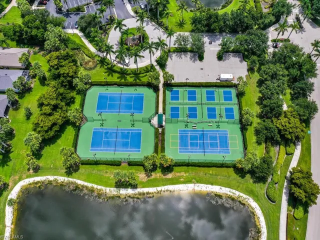 Pickleball & tennis courts