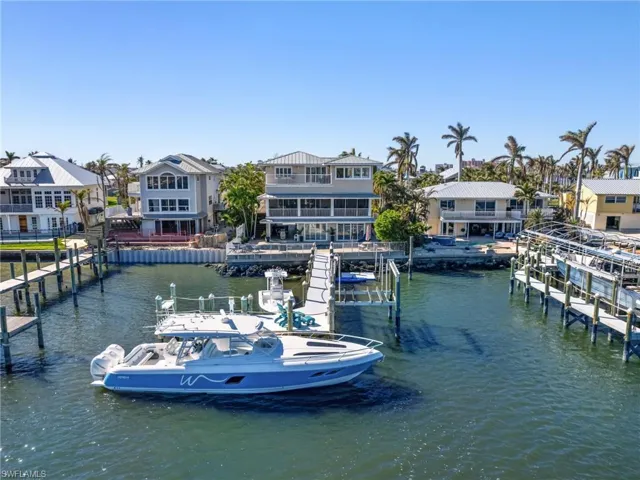 Deep water dockage for multiple boats, kayaks, jet skis