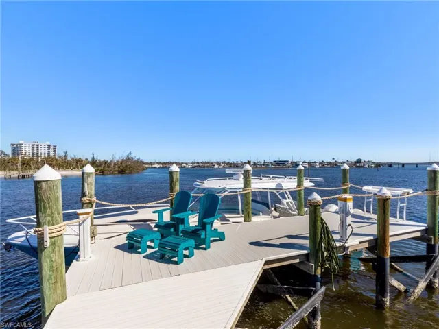 Sunning area on the dock while you watch the dolphins and manatee play