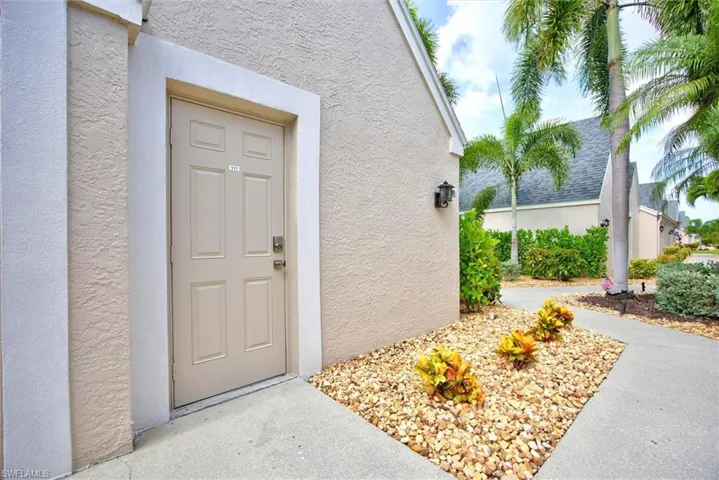 12090 Kelly Greens Blvd 111, Fort Myers, Florida 33908