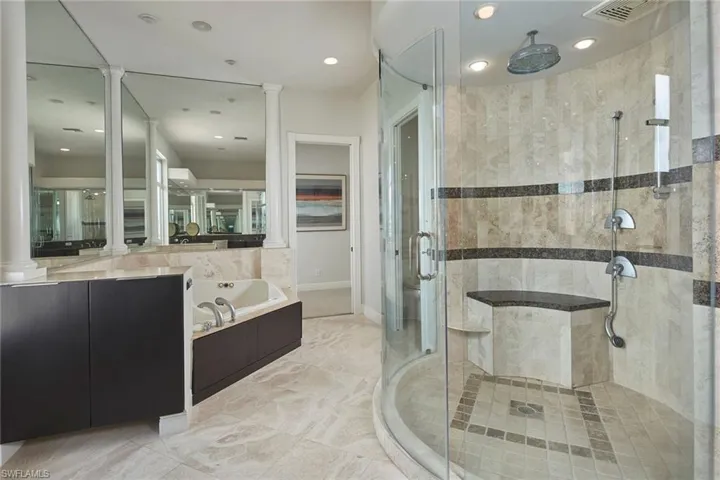 319 Lagoon Ave, Naples, Florida 34108