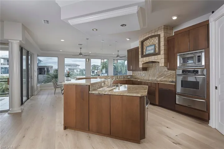 319 Lagoon Ave, Naples, Florida 34108