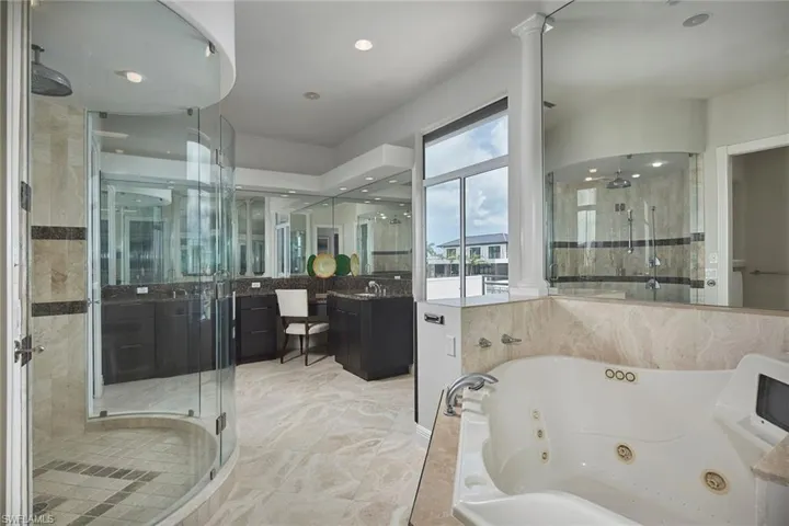 319 Lagoon Ave, Naples, Florida 34108