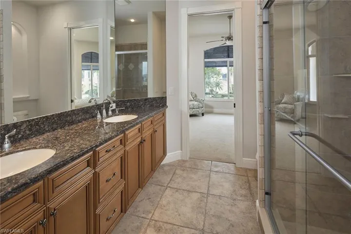 319 Lagoon Ave, Naples, Florida 34108